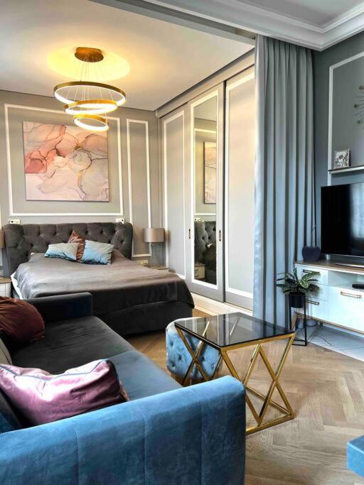 Studio Apartment In The Center Of Riga Luaran gambar